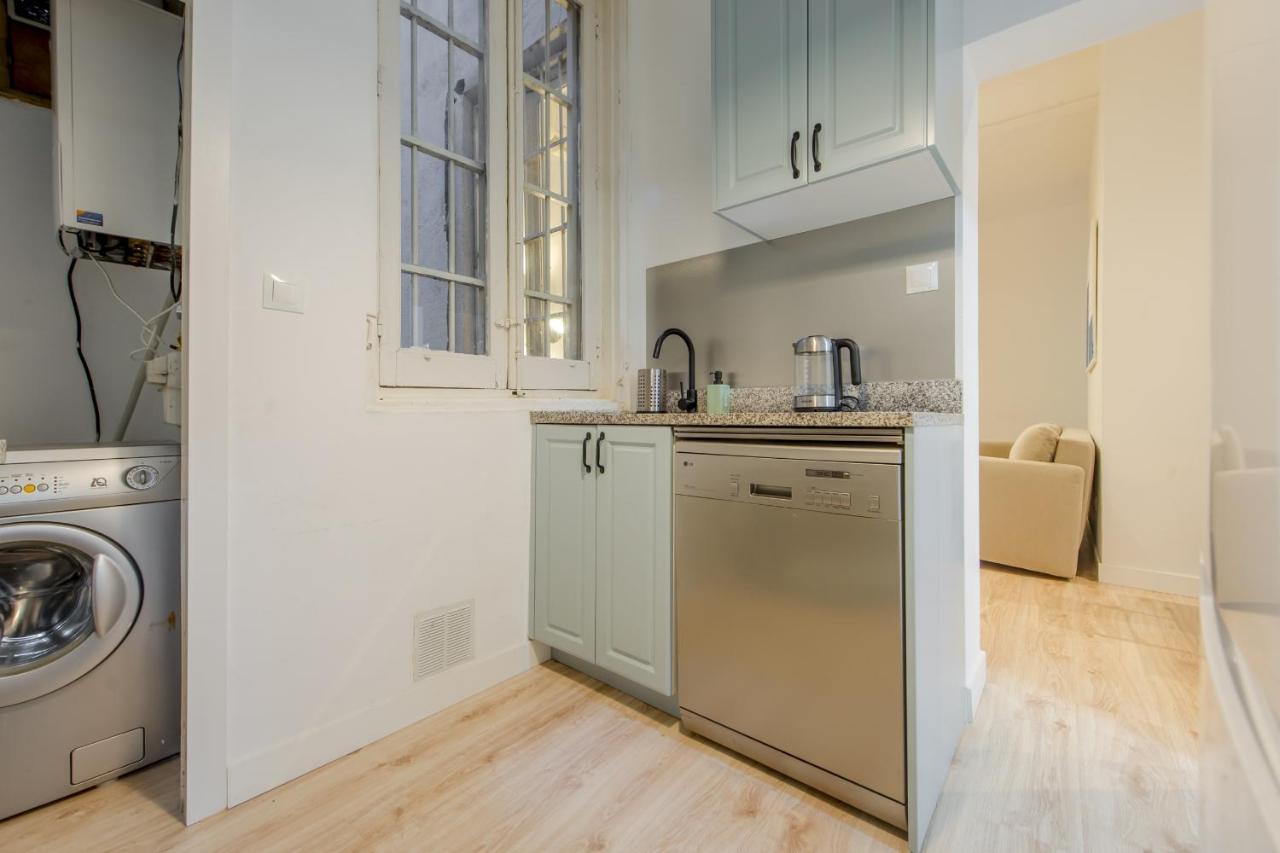 Premium Apt Para 9P En C/Olmo - Centro De Madrid Eksteriør bilde