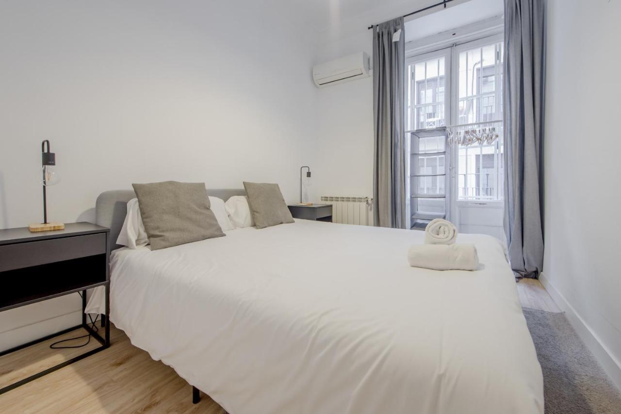 Premium Apt Para 9P En C/Olmo - Centro De Madrid Eksteriør bilde