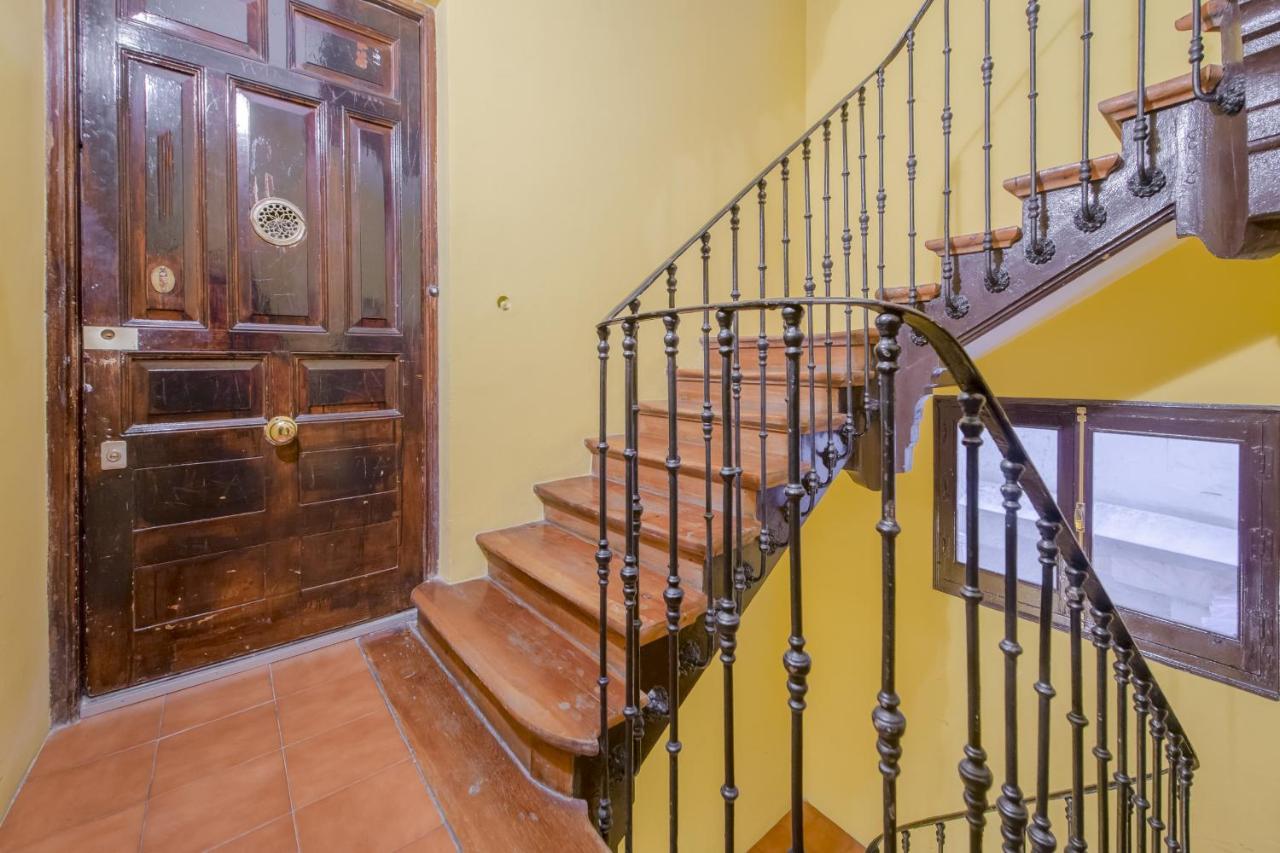 Premium Apt Para 9P En C/Olmo - Centro De Madrid Eksteriør bilde