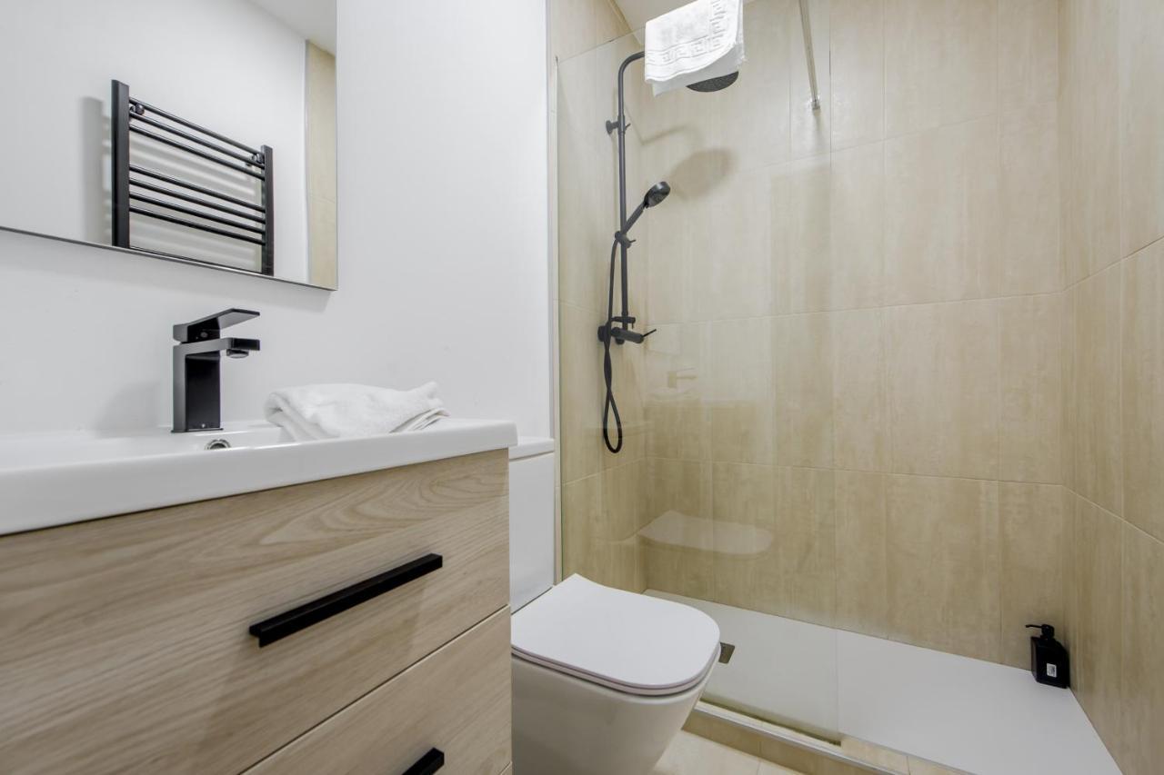 Premium Apt Para 9P En C/Olmo - Centro De Madrid Eksteriør bilde