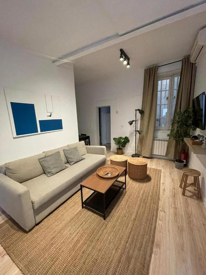 Premium Apt Para 9P En C/Olmo - Centro De Madrid Eksteriør bilde
